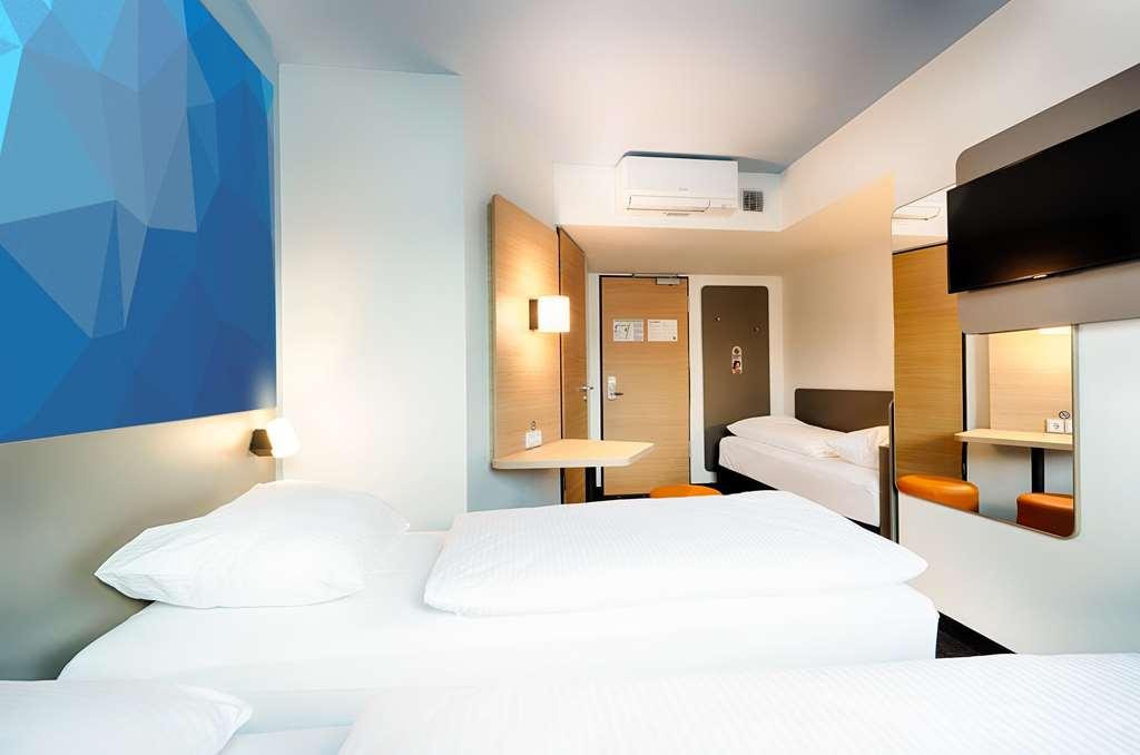 B&B Hotel Филлинген-Швеннинген Номер фото