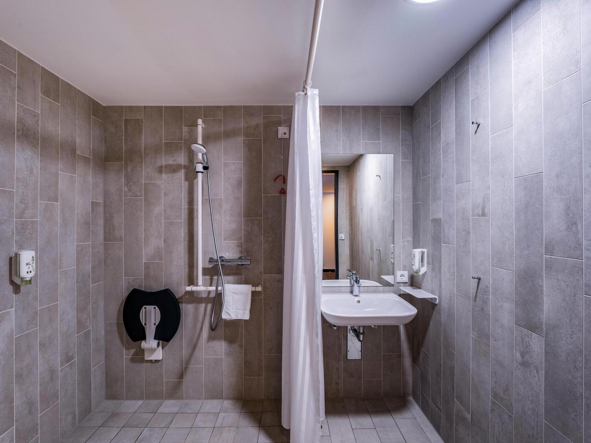 B&B Hotel Филлинген-Швеннинген Экстерьер фото
